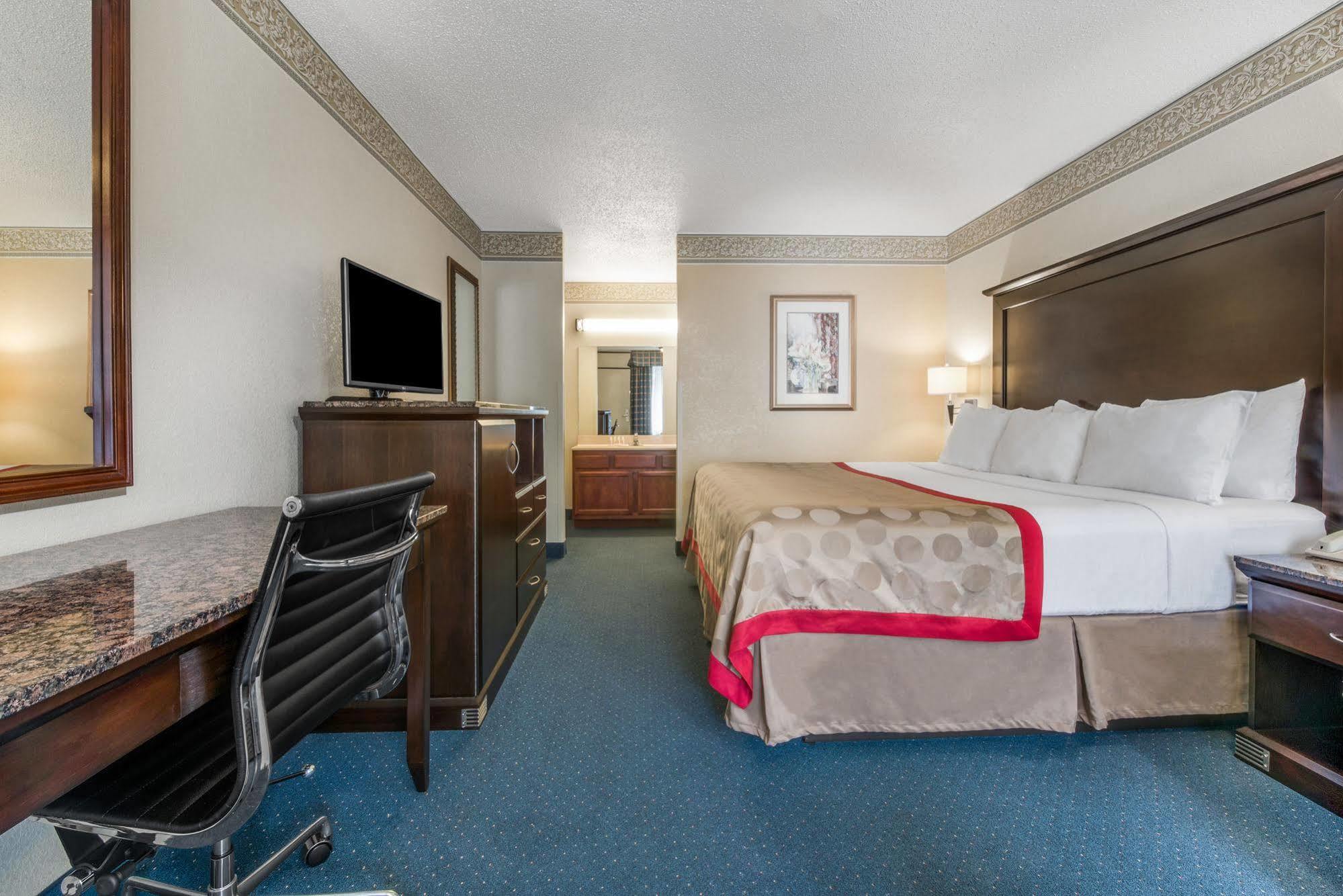 Ramada New Braunfels Hotell Exteriör bild